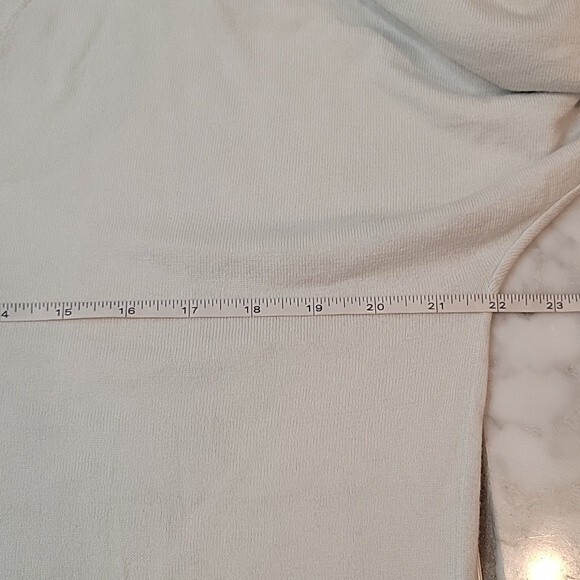 Cullen Women's grey silk blend 3/4 sleeve v neck sweater Size M - Picture 8 of 10